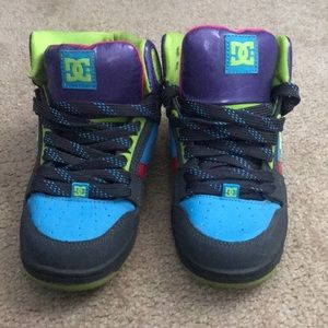 DC - High Top Sneakers